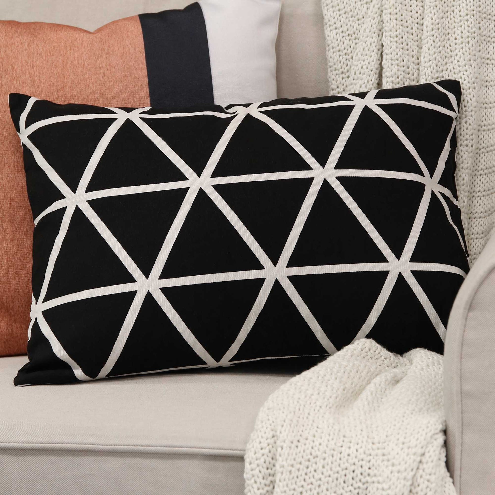 Black and White Geometric Triangles Lumbar Pillow-4