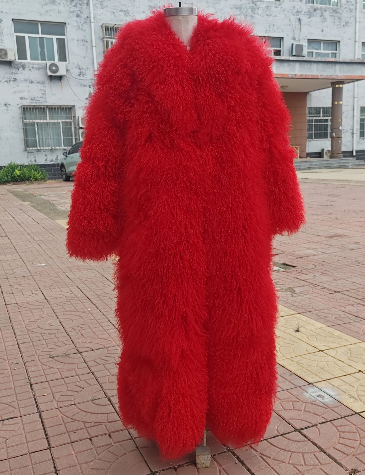 Women’s Thick and Warm Mongolian Sheep Fur Coat